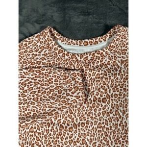Lou & Grey Leopard Print Long Sleeve Sweatshirt - Women's Medium